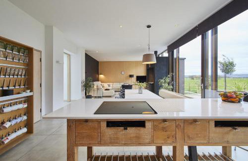 Sleeper Cottage - Sleeps 8 - Foto 10