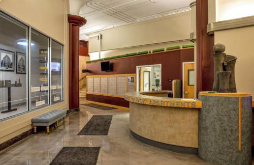 2BR 2BA In The Block by CozySuites! - Foto 25