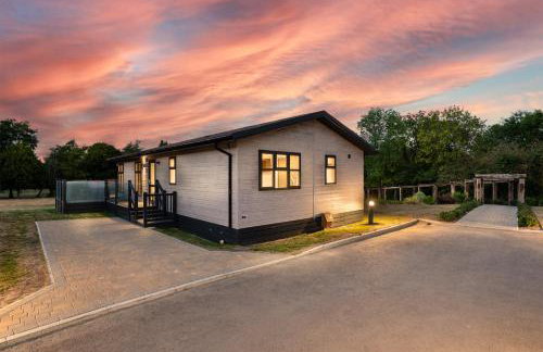 Finest Retreats - Cambridge Luxury Lodge - Foto 33