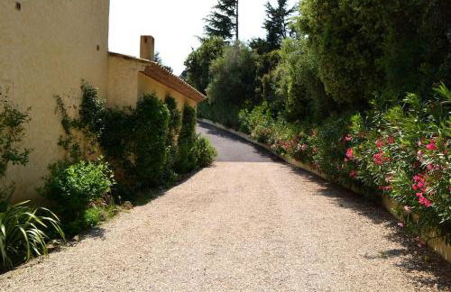 Villa Grasse vue mer exceptionnelle 8P piscine intérieure - Foto 9