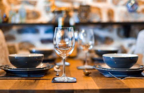 The Smugglers Hideout - Sleeps 4 - with HOT TUB - Foto 8