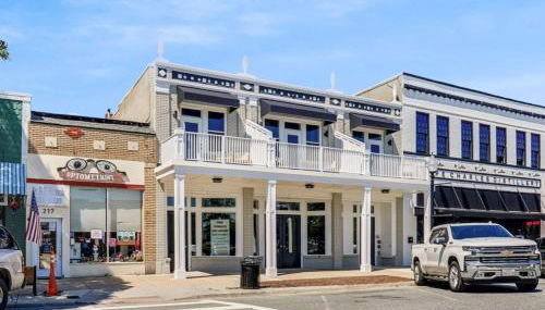 Virginia Lee - Brand new condo in downtown Cape Charles! - Photo 3