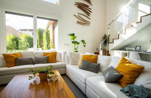 La Ren Lecrés casa piscina jardin y barbacoa - Photo 8