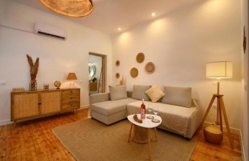 La Maisonette House in the Heart of Liapades Close to Rovinia Beach & Paleokastritsa - Foto 3