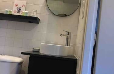 Le silence des toits / Silence under the roofs - Photo 24