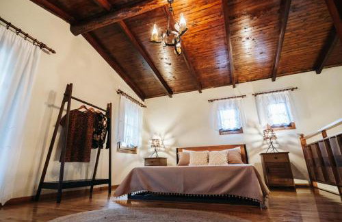 The Tree House - Photo 16