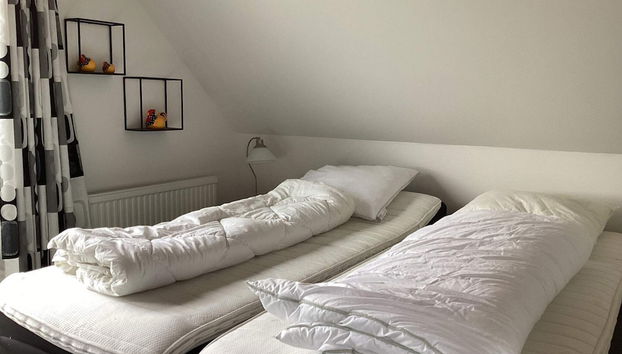 8 Person Holiday Home in Blokhus - Foto 4, Habitación