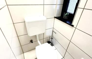 Gemütliches Alpenblick BERG-Bungalow + großer GARTEN + NETFLIX! - Foto 40