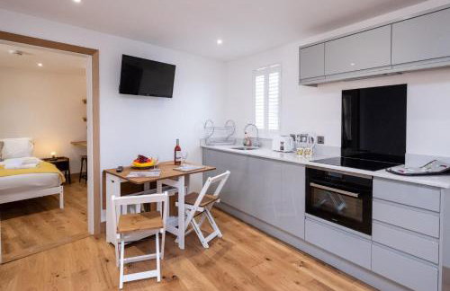 Weeping Willow - Three Tuns Apartments, Pettistree, Wickham Market - by Aldeburgh Coastal Cottages - Foto 4