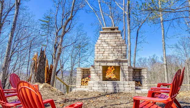 Brand New Gorgeous Modern Private Firepit Gameroo - Foto 2, Habitación