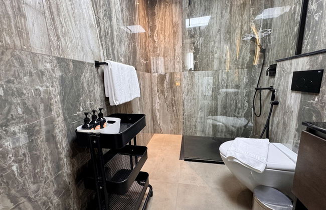 Easygo- Upgraded 1bdr Arjan, Joya - Photo 17