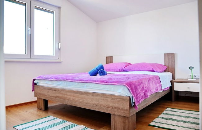 Charming Apartment in Vrsi Mulo, Great Place in Dalmatia for Family Vacation - Photo 3