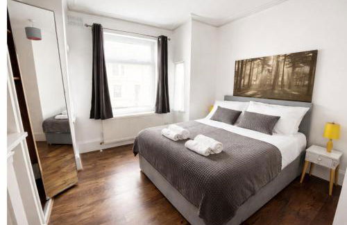 Evo Green Gravesend 2 bed Apartment, 2 mins Station, Town Centre - Foto 27