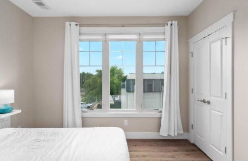 Private Hot Tub The Perch 14 Patio 2BR Downtown - Foto 8