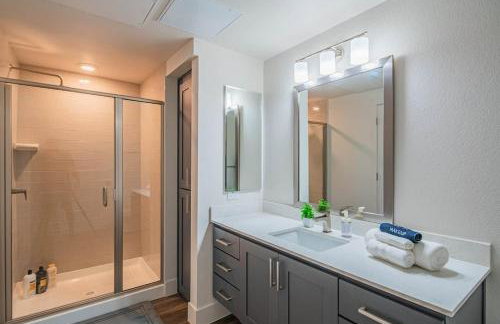 Modern 1BR Kierland Commons, TPC Golf, Pool, Gym, W-D - Foto 21