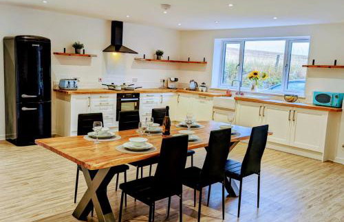 Country Lodge Retreat - Photo 18