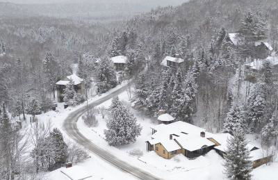 Sleeps 16-Hottub-Sauna-Pet Friendly-7 Min to Ski - Foto 48