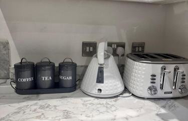 Lambeth 2BR Apartment Free Parking & WiFi - Foto 10