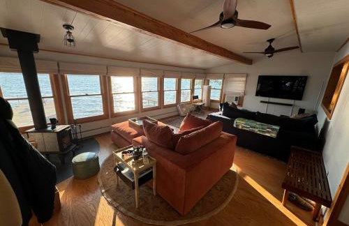 Cozy Lakefront Cottage - Foto 11