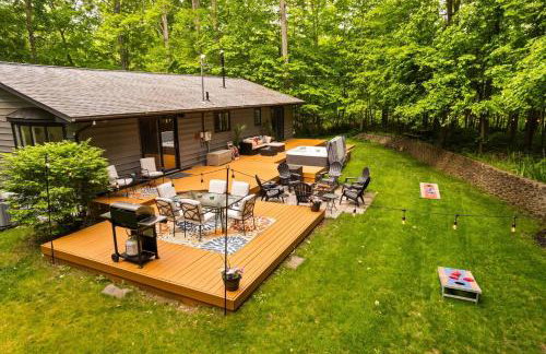 Private & Convenient-Hot tub-Fire Pit-Game room! - Photo 29