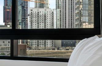 Downtown Edit-Resort Style Stay with Full Amenities - Foto 23