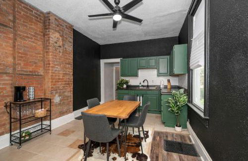 Stylish Modern Gem in the HIlls - Foto 4