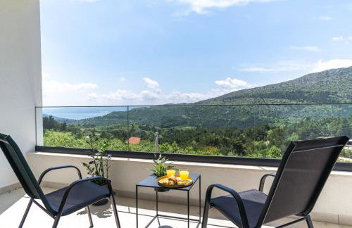 Villa Top Hill, heated infinity pool, Jacuzzi, Sauna, 5 en-suite bedrooms, a Media room - Foto 48