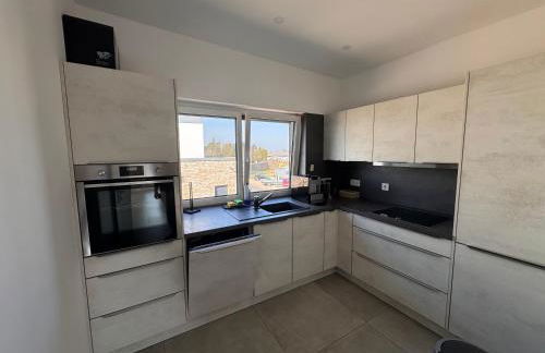 Neubau Penthouse - mit schöner Aussicht - 15min von Köln - Photo 12