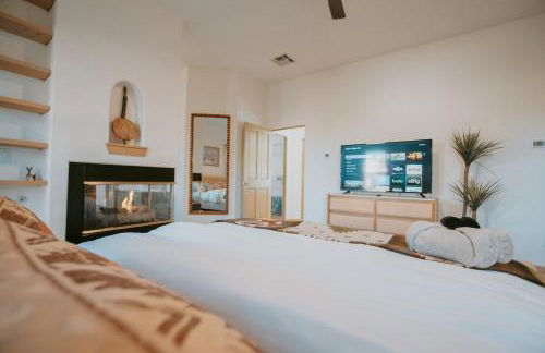 Buffalo Escape-Private Hot Tub in serene Corrales-Mountain View-Pet Friendly-No Pet Fee! - Foto 47