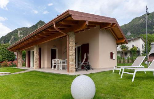 Idyllic cottage next to the beautiful Lake Idro - Foto 39