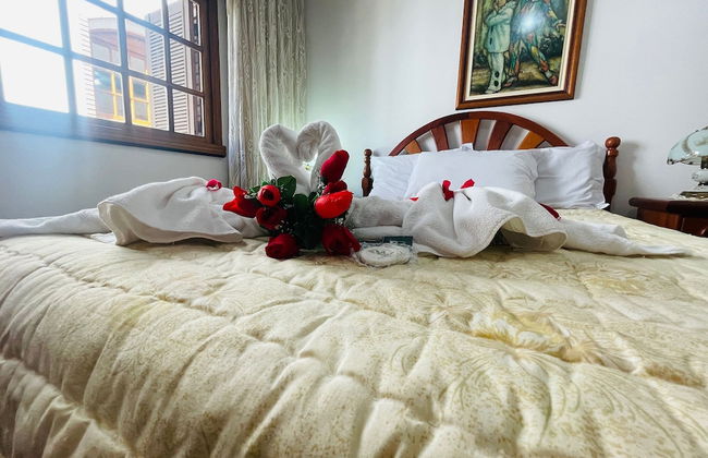 02 Dorm -Apenas 01 quadra da Rua Coberta - Foto 2