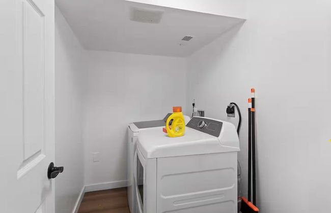 Stylish & Spacious Retreat in Downtown Bellevue - Foto 22