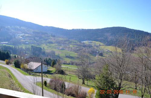 Chalet chaleureux à Basse-sur-le-Rupt, vue montagne superbe - Foto 15