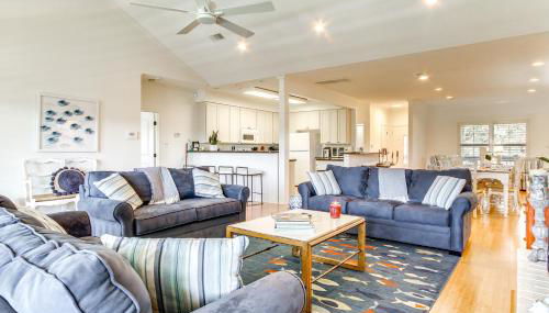 Pool, Fire Pit and Tennis Court Gem in Bay St Louis - Foto 3