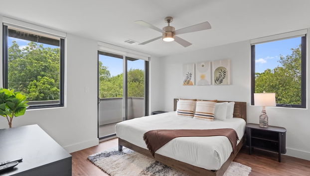 Upstay! New Renos Spacious Apartment Near Soco - Foto 2, Habitación