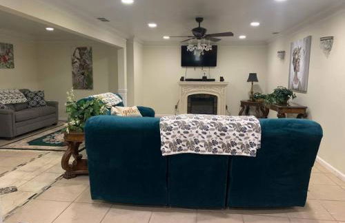 Entire Apartment Suite family singles Couples Nurses dinners business meetings - Foto 1