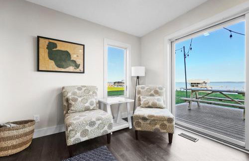 Lakefront - Spacious Family Getaway with Dock! - Foto 11