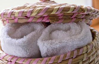 Nether Farm Roundhouses - Henmore Water & Sturston Winds with hot tubs - Bradley Wood no hot tub - Foto 33