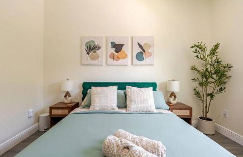 4 Bedroom 3 Full Bath Boho Oasis Saltwater Pool Near Downtown, North of Hyde Park Sleeps 12 Pets OK - Foto 19