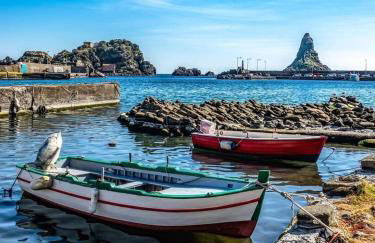 LaLuna Apartments - Sea Panorama - 20mins from CTA airport - Foto 1