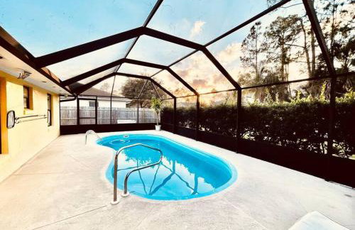 Heated Pool home fenced yard near the beach - Foto 35
