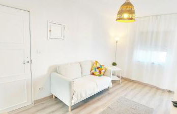 Caroline's - Photo 6