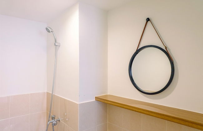 Fancy and Nice Studio at Podomoro Golf View Apartment - Photo 11