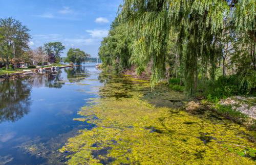 Lazy Daze Lagoon by Simple Life Rentals - Photo 43