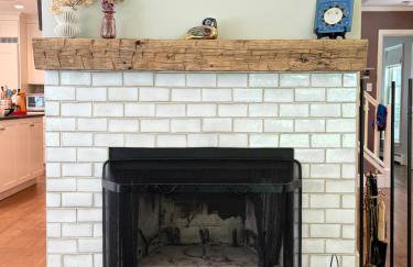 Beautiful House in the Woods, Huge Yard, Hot Tub - Foto 51