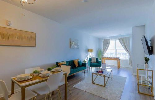 Book Cozy King Bed Now 25 Percent OFF Spring Special! - Foto 2