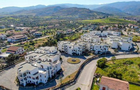 Lovely Apartment In Isca Marina - Foto 9