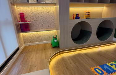 Estilo e Conforto - 1 quadra da praia - Foto 46