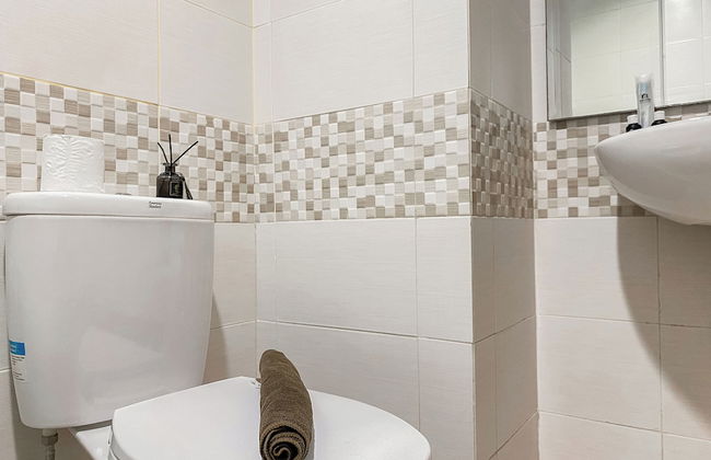 Minimalist And Cozy Studio Tamansari Iswara Apartment - Foto 9