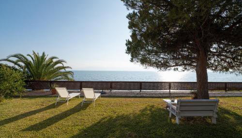 Villa Cortesia Maritima - seaside & private - Foto 5, Garden, sunbed